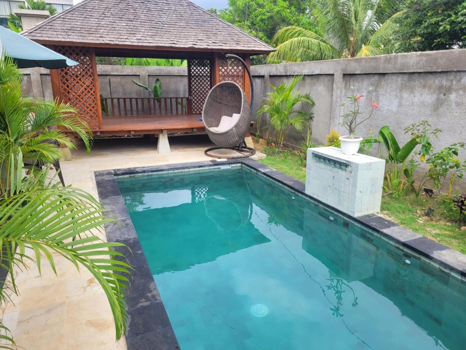 Villa Niang Ando Labuan Bajo Exterior photo